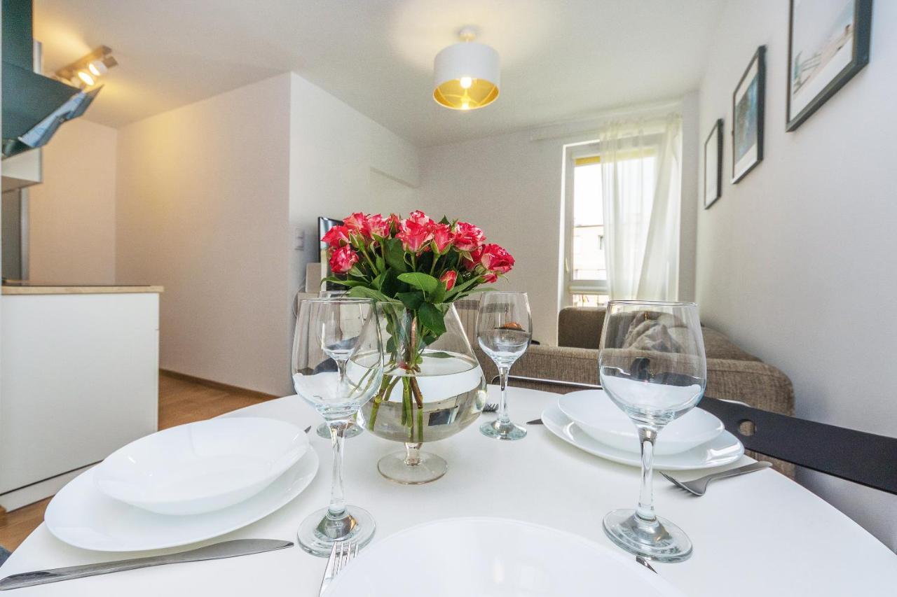 Hello Apartments Dworska Light กดัญสก์ ภายนอก รูปภาพ